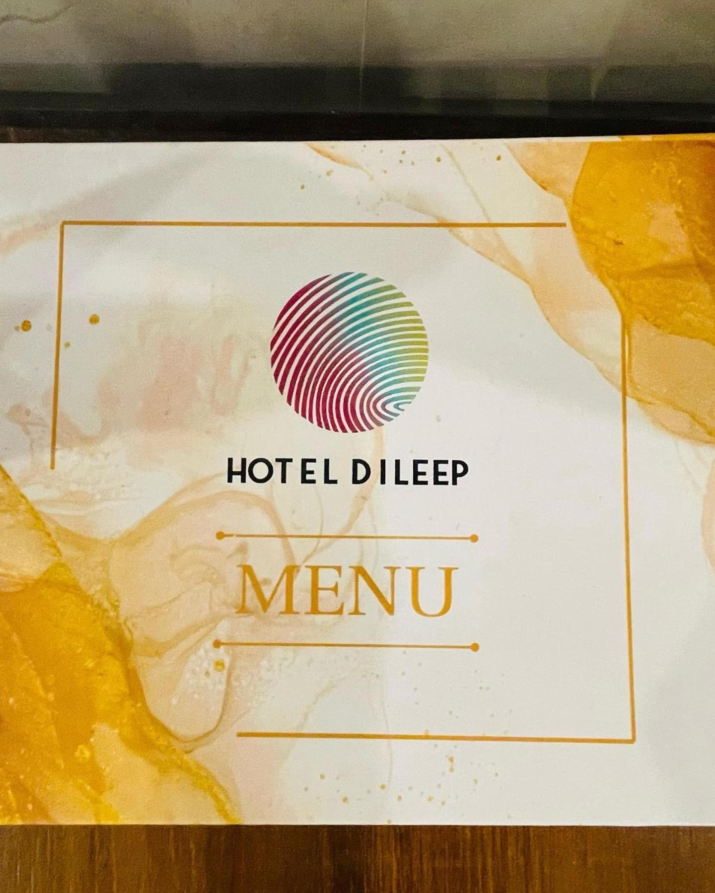 Hotel Dileep42 Lucknow Eksteriør billede